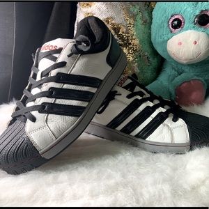 Retro She’ll Toe Adidas